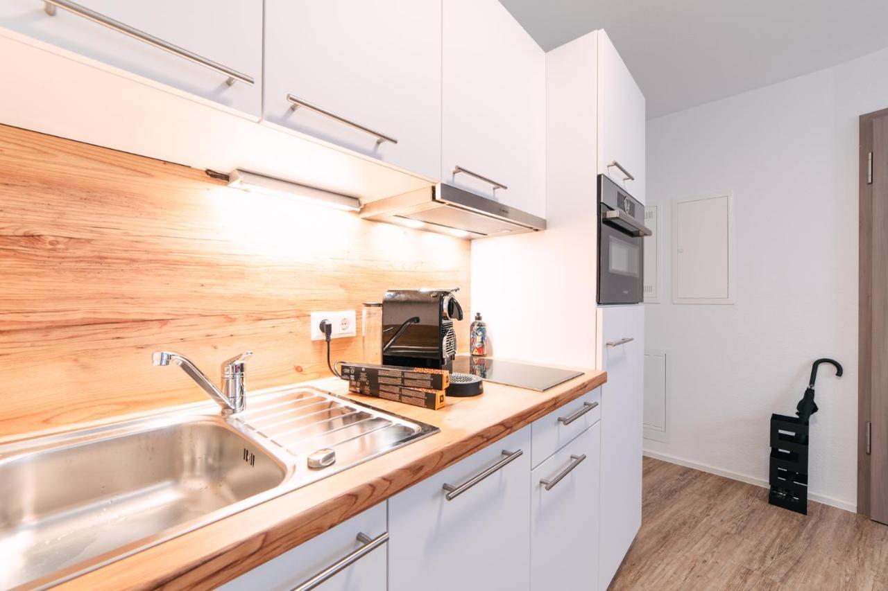 Zentrahome - Zentral Outlet Business Smarttv Balkon Metzingen  Eksteriør billede
