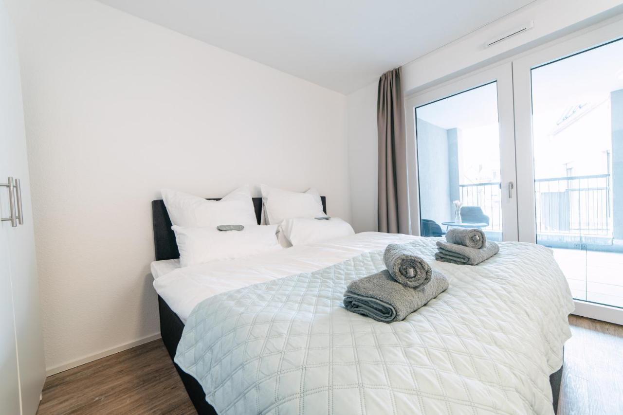 Zentrahome - Zentral Outlet Business Smarttv Balkon Metzingen  Eksteriør billede