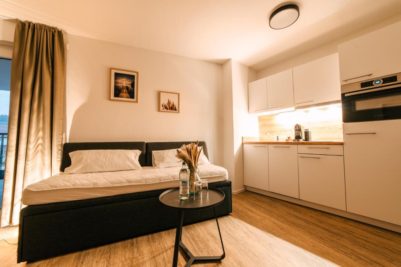 Zentrahome - Zentral Outlet Business Smarttv Balkon Metzingen  Eksteriør billede